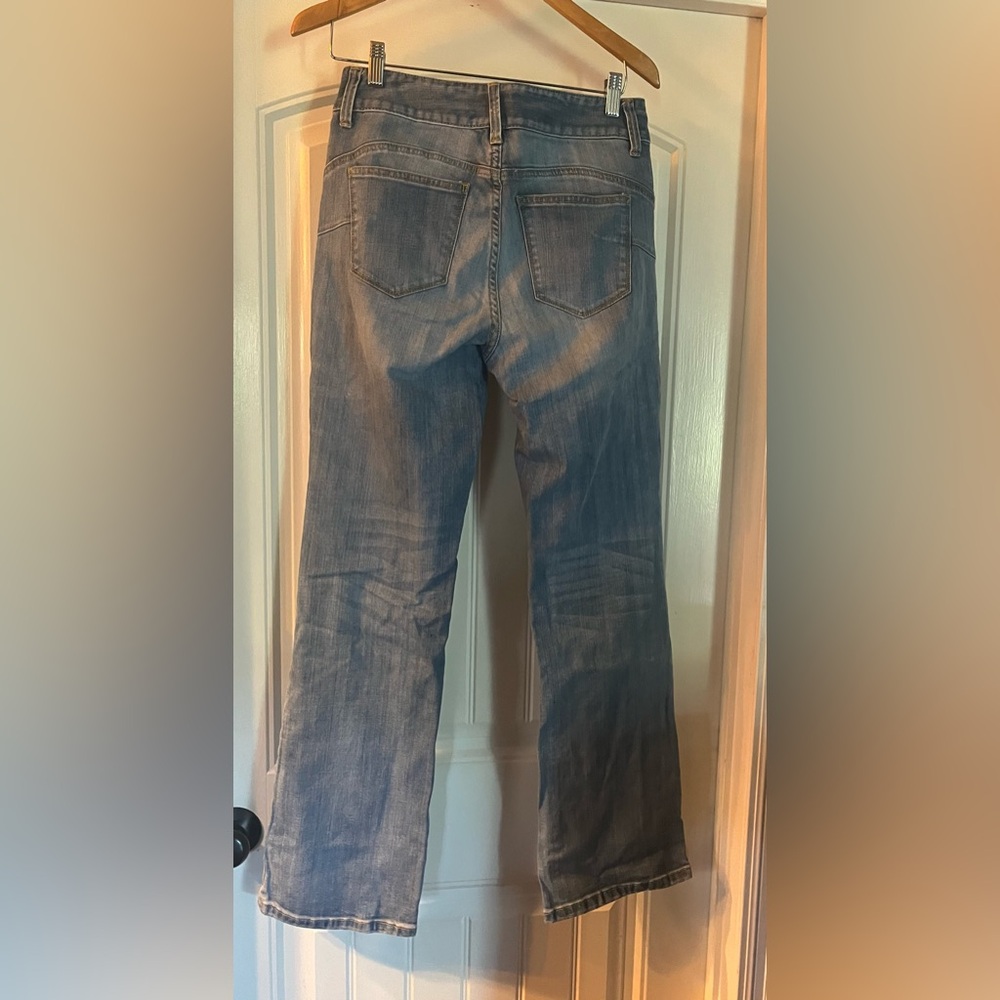 Boston Proper Sz 8 Ladies Jeans w/ Rhinestone Buttons - Picture 8 of 9